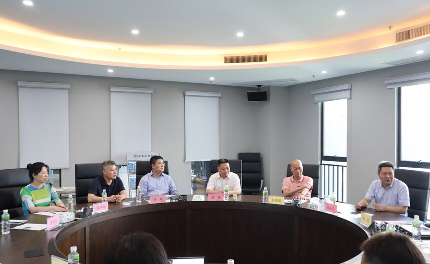  【考察交流】 贛縣區(qū)委書記、贛州高新區(qū)黨工委書記廖永平一行到訪廣東中匯寶能源科技有限公司